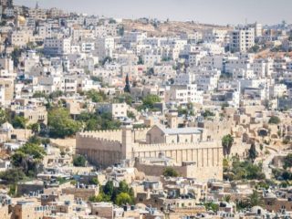 Hebron: Makna Rohani, dan Kisah Besarnya bagi Umat Allah